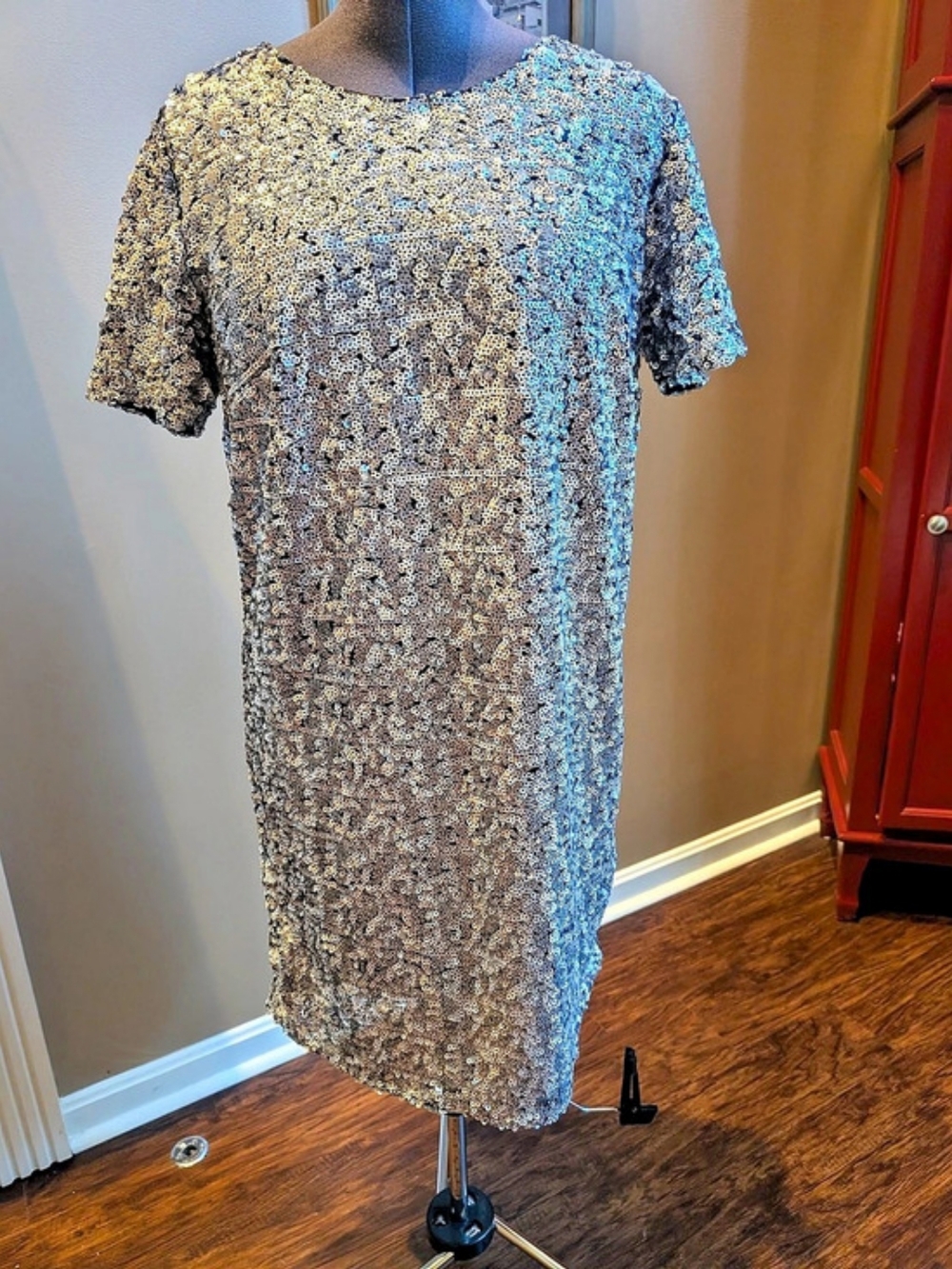 GAP Sequin Mini Dress in Silver Size Large NWT